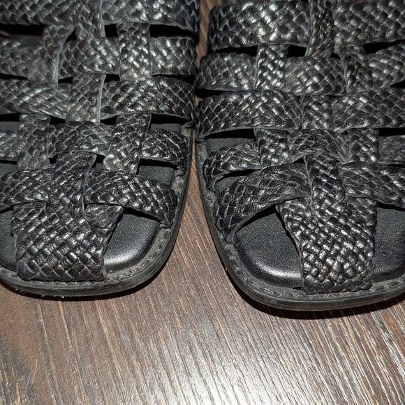 Coconuts by Matisse Fisherman Sandals - Picture 3 of 3